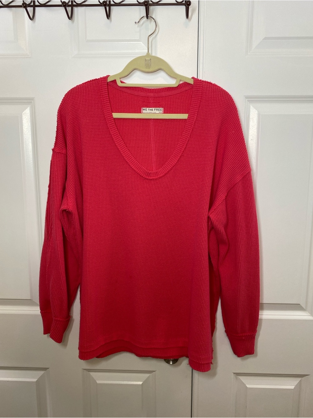 We The Free V-Neck Waffle Pullover in Hot Pink size Medium